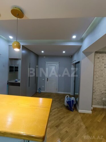 Сдаётся 3-комн. новостройка 95 м², м. Нефтчиляр, photo 4 from 8