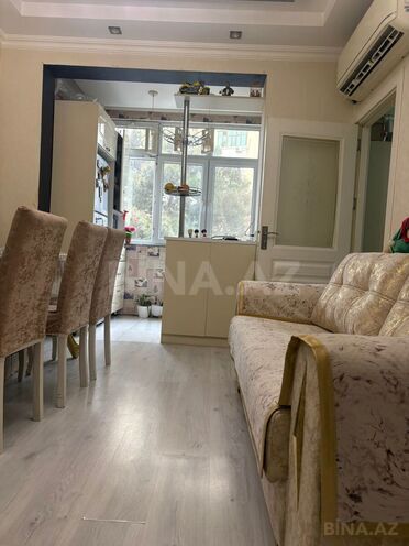 Satılır 3 otaqlı köhnə tikili 55 m², Memar Əcəmi m., photo 1 from 14