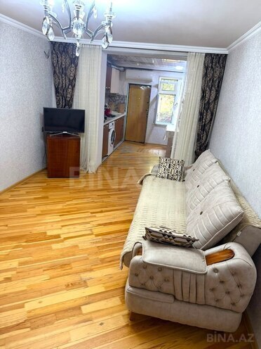 Продаётся 2-комн. вторичка 75 м², м. Нариман Нариманов, photo 4 from 12