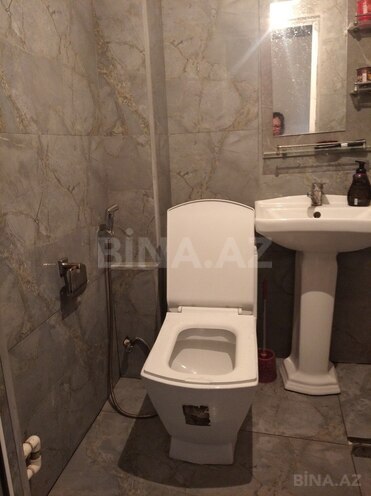 Продаётся 2-комн. вторичка 48 м², м. Элмляр Академиясы, photo 11 from 13