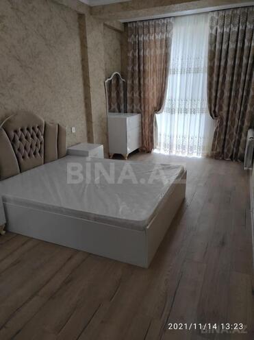 Сдаётся 3-комн. новостройка 130 м², Абшеронcкий  р., photo 14 from 19