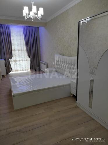 Сдаётся 3-комн. новостройка 130 м², Абшеронcкий  р., photo 15 from 19