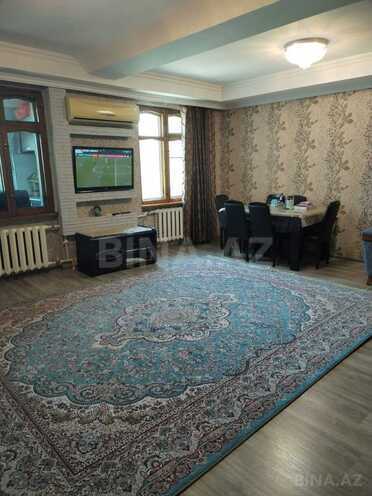 Satılır 4 otaqlı köhnə tikili 88 m², photo 1 from 32