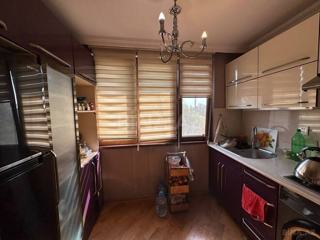 Продаётся 4-комн. вторичка 80 м², м. Нефтчиляр, photo 11 from 18
