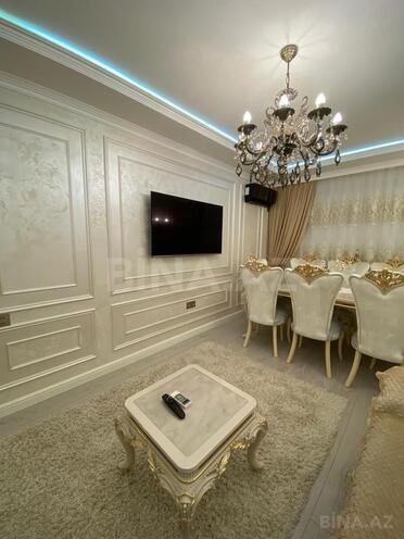 Satılır 5 otaqlı köhnə tikili 130 m², Xalqlar Dostluğu m., photo 3 from 28
