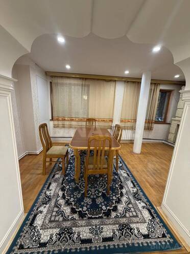 Satılır 3 otaqlı köhnə tikili 100 m², Nəriman Nərimanov m., photo 3 from 12