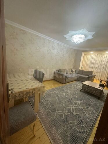 Продаётся 4-комн. вторичка 90 м², м. Ази Асланов, photo 1 from 17