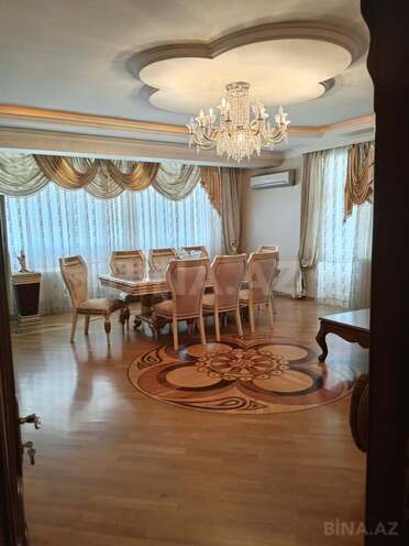 Сдаётся 3-комн. новостройка 193 м², м. 20 января, photo 3 from 23