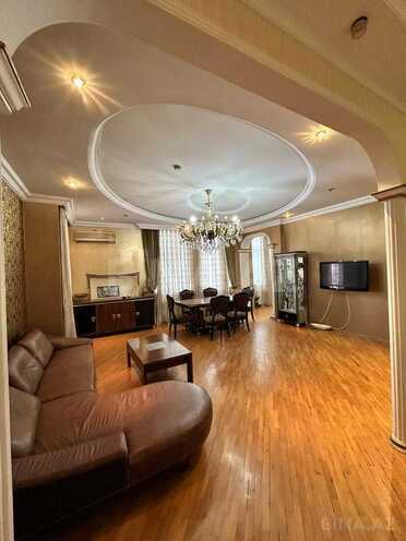 İcarəyə verilir 3 otaqlı yeni tikili 170 m², 28 May m., photo 7 from 17