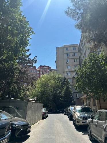 Продаётся 2-комн. вторичка 65 м², м. Гянджлик, photo 11 from 27
