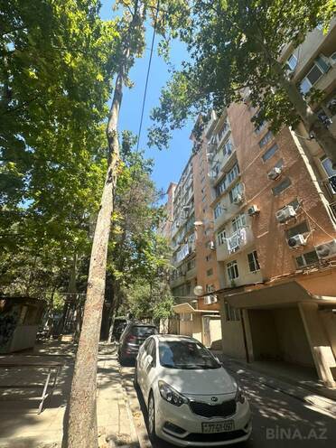Продаётся 2-комн. вторичка 65 м², м. Гянджлик, photo 1 from 27