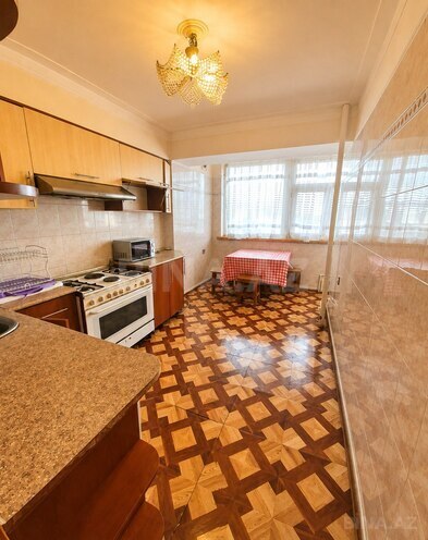Сдаётся 3-комн. вторичка 110 м², м. 28 мая, photo 10 from 23