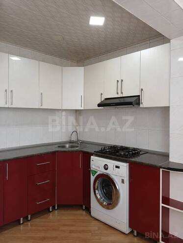 Продаётся 3-комн. вторичка 90 м², м. Кара Караев, photo 1 from 17