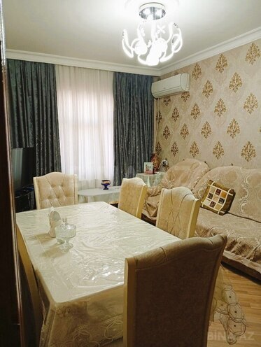 Продаётся 3-комн. вторичка 90 м², м. Кара Караев, photo 4 from 17