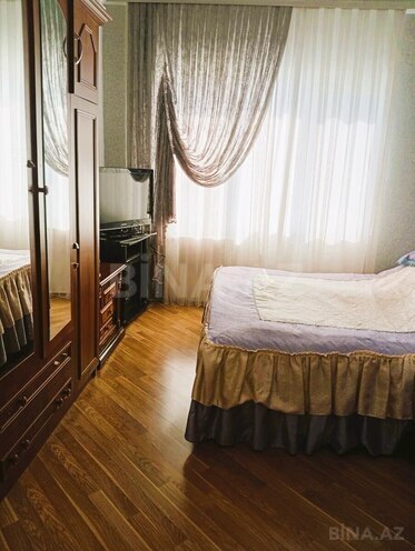 Продаётся 3-комн. вторичка 90 м², м. Кара Караев, photo 11 from 17