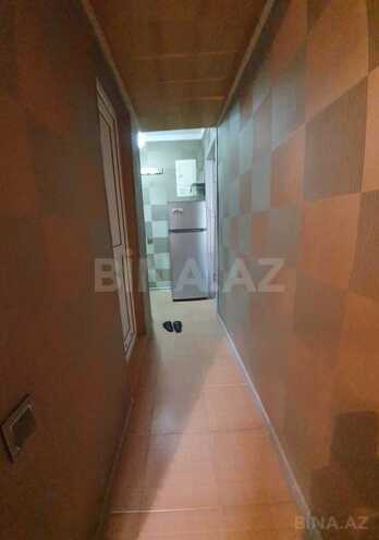 Продаётся 2-комн. вторичка 42 м², м. Низами, photo 9 from 11