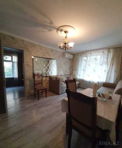 Продаётся 2-комн. вторичка 42 м², м. Низами, photo 3 from 11
