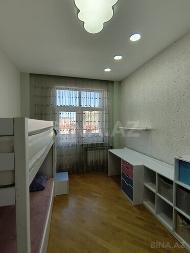 Сдаётся 3-комн. новостройка 100 м², м. Нефтчиляр, photo 4 from 8