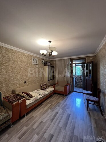 Продаётся 1-комн. вторичка 35 м², м. Низами, photo 1 from 14