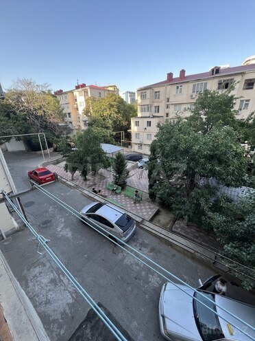 Продаётся 1-комн. вторичка 35 м², м. Низами, photo 12 from 14