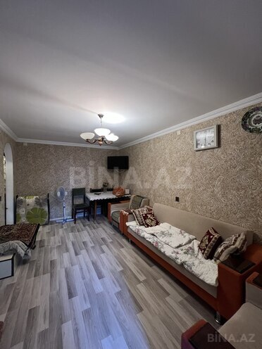 Продаётся 1-комн. вторичка 35 м², м. Низами, photo 3 from 14
