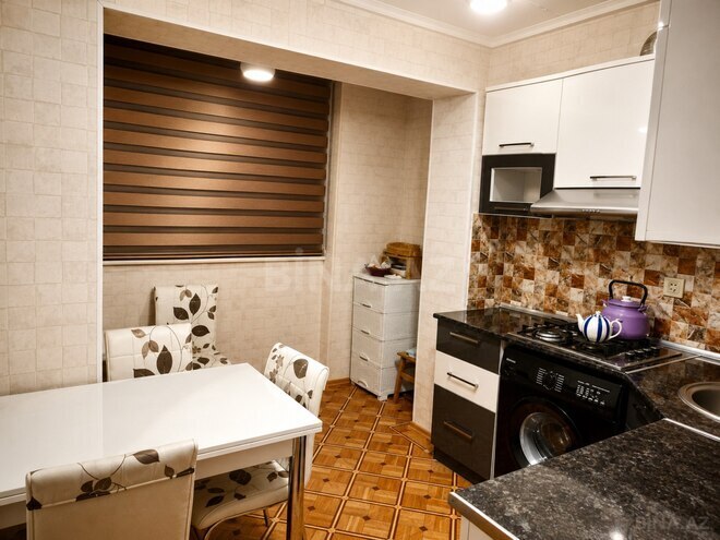Satılır 3 otaqlı köhnə tikili 90 m², 6-cı mikrorayon q., photo 9 from 10