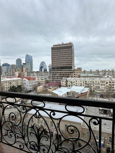 İcarəyə verilir 3 otaqlı yeni tikili 155 m², 28 May m., photo 16 from 19