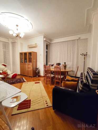 İcarəyə verilir 4 otaqlı yeni tikili 200 m², 28 May m., photo 5 from 13