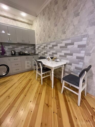 Сдаётся 2-комн. новостройка 60 м², м. Нефтчиляр, photo 4 from 13