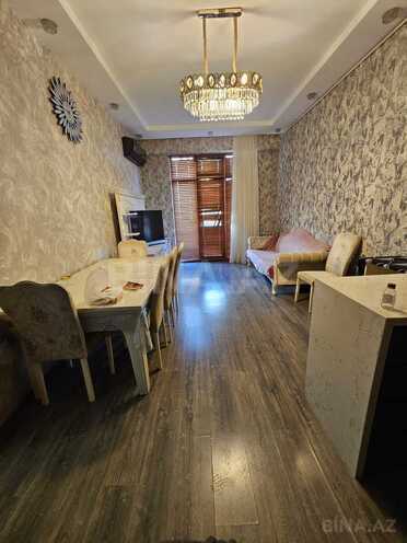 Продаётся 2-комн. новостройка 51 м², м. Кара Караев, photo 1 from 14