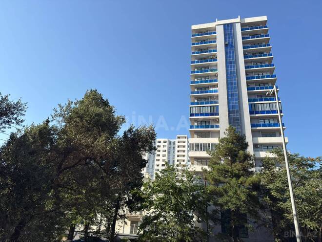 Продаётся 4-комн. новостройка 165 м², м. Кара Караев, photo 1 from 7