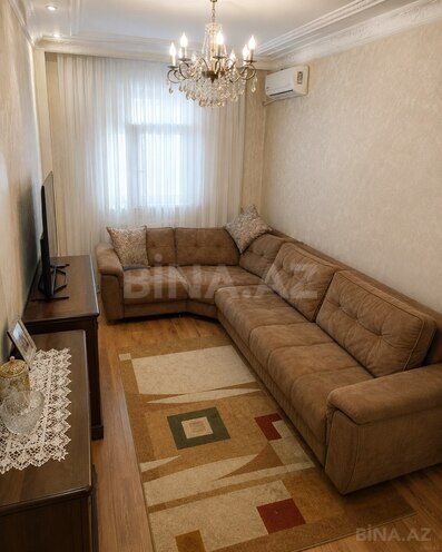 Satılır 2 otaqlı köhnə tikili 50 m², Nəsimi m., photo 1 from 6