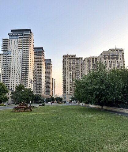 Продаётся 3-комн. новостройка 202 м², м. 28 мая, photo 1 from 32