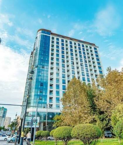 Сдаётся 2-комн. новостройка 55 м², Насиминский  р., photo 1 from 15