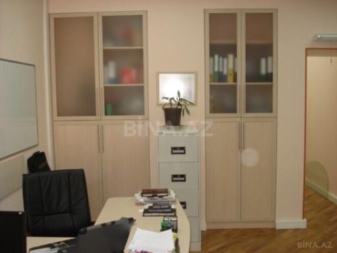 Сдаётся 3-комн. офис 95 м², м. Сахил, photo 7 from 16