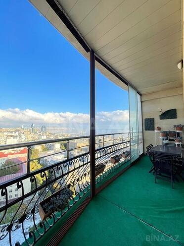Продаётся 4-комн. новостройка 240 м², м. Ичеришехер, photo 1 from 32