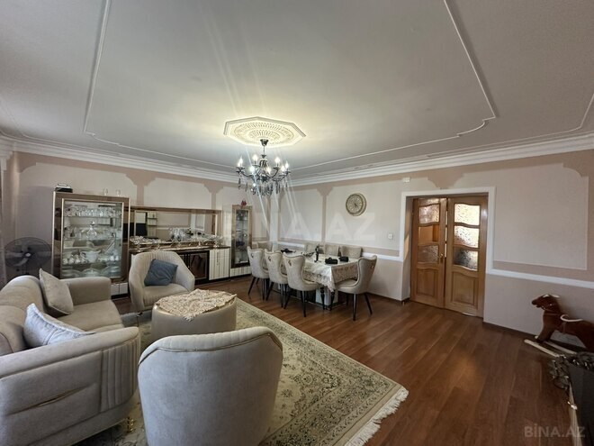 Satılır 4 otaqlı köhnə tikili 110 m², Xalqlar Dostluğu m., photo 4 from 19