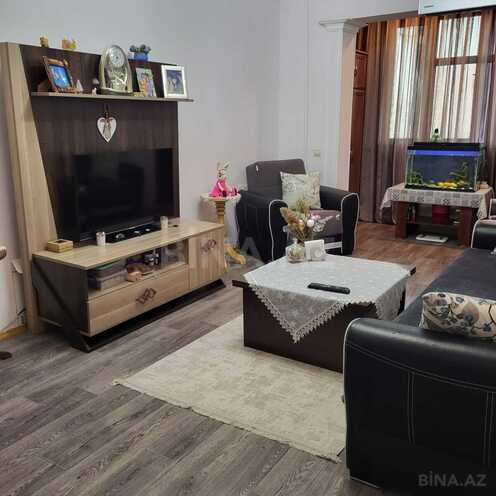 Продаётся 2-комн. вторичка 68 м², м. Мемар Аджеми, photo 1 from 10