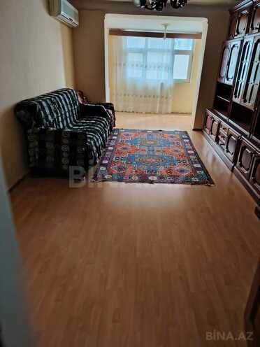 İcarəyə verilir 3 otaqlı köhnə tikili 80 m², İnşaatçılar m., photo 3 from 13