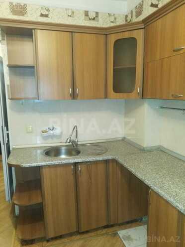 Satılır 2 otaqlı köhnə tikili 60 m², Bakıxanov q., photo 15 from 18