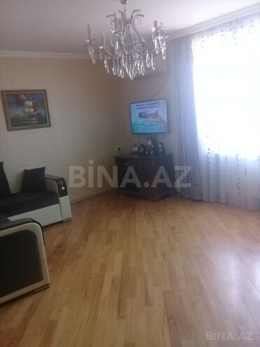 Продаётся 3-комн. вторичка 70 м², м. 20 января, photo 1 from 14