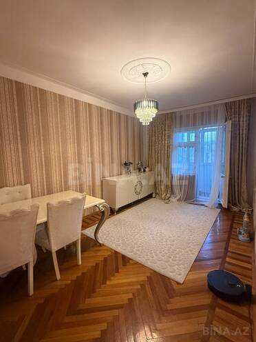 Satılır 3 otaqlı köhnə tikili 80 m², Nizami m., photo 1 from 16