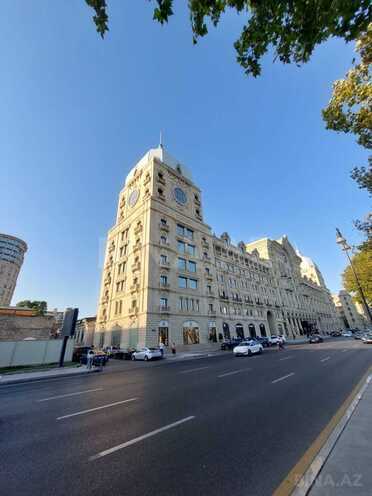 Satılır 4 otaqlı yeni tikili 175 m², Nizami m., photo 1 from 32