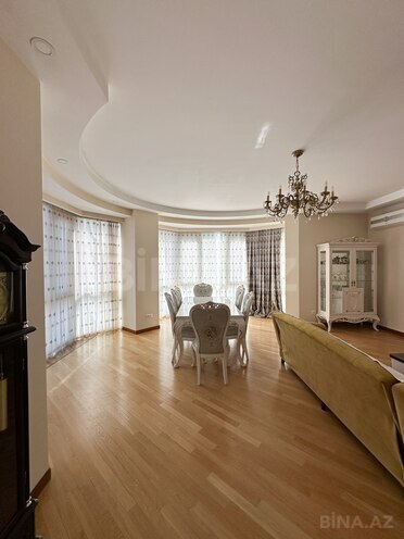 Сдаётся 3-комн. новостройка 160 м², м. Низами, photo 4 from 28