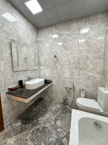 Сдаётся 3-комн. новостройка 160 м², м. Низами, photo 24 from 28