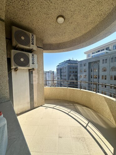 Сдаётся 3-комн. новостройка 160 м², м. Низами, photo 7 from 28