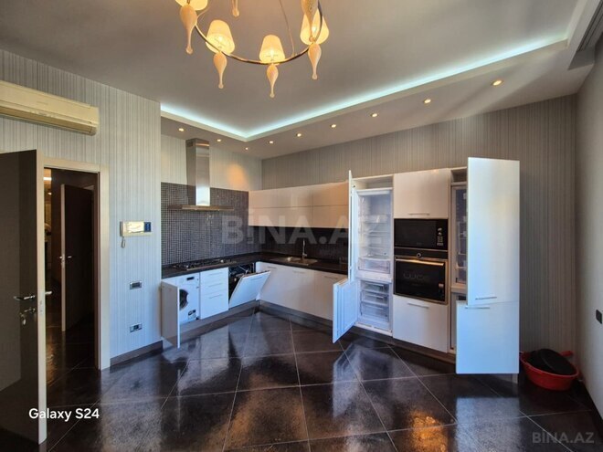 Продается 3-комн. новостройка 135 м², Насиминский  р., photo 9 from 13
