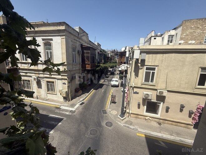 Продаётся 4-комн. вторичка 135 м², м. Сахил, photo 3 from 18