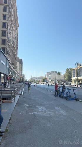 Продаётся 2-комн. вторичка 55 м², м. Иншаатчылар, photo 17 from 18