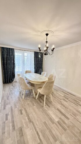 Satılır 2 otaqlı köhnə tikili 55 m², İnşaatçılar m., photo 1 from 16